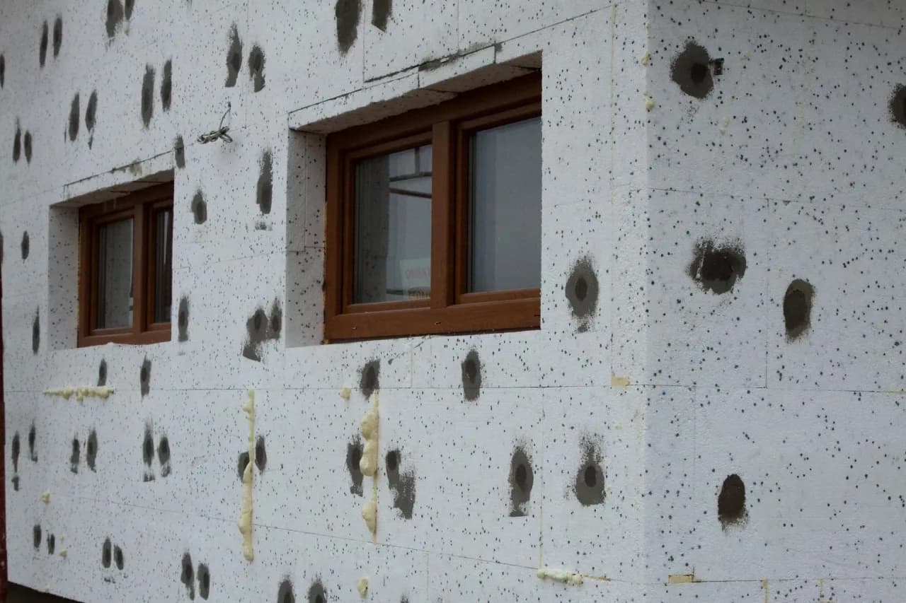 Czy 10 cm styropianu wystarczy na ocieplenie domu? Sprawdź to!