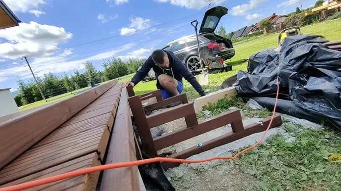 Jak wykonać schody drewniane zewnętrzne - krok po kroku do sukcesu